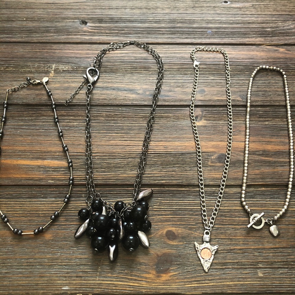 Lot of 4 fashion necklaces